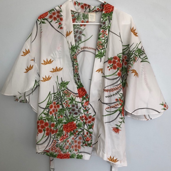 Marukyo Kimono. One size. 100% polyester. - Picture 3 of 8